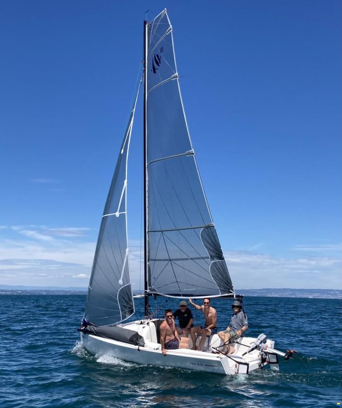 Beneteau First 18 SE (Seascape Edition)