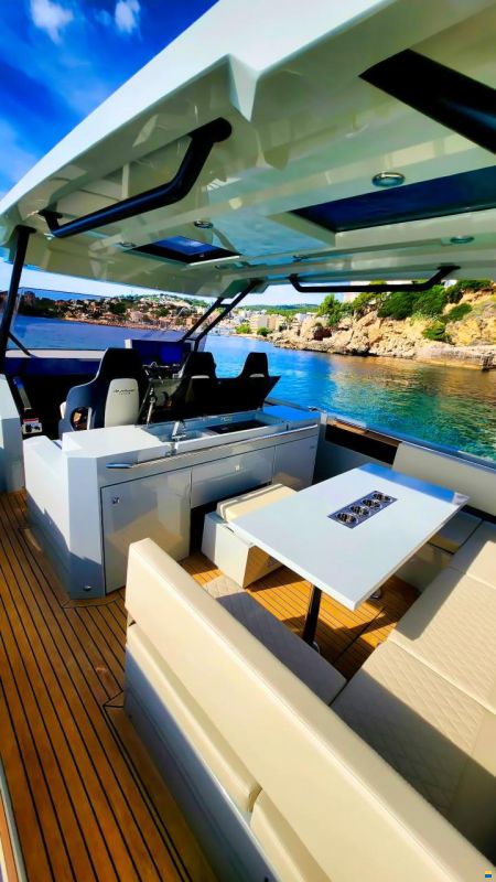 De Antonio D36 Open