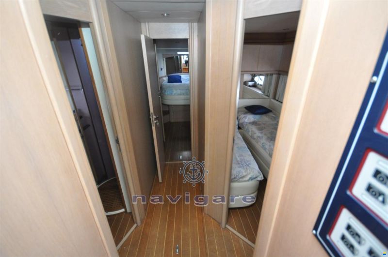 Cayman Yachts 52 WA