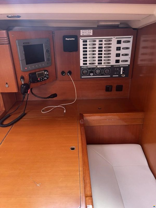 Dufour 44 Performance