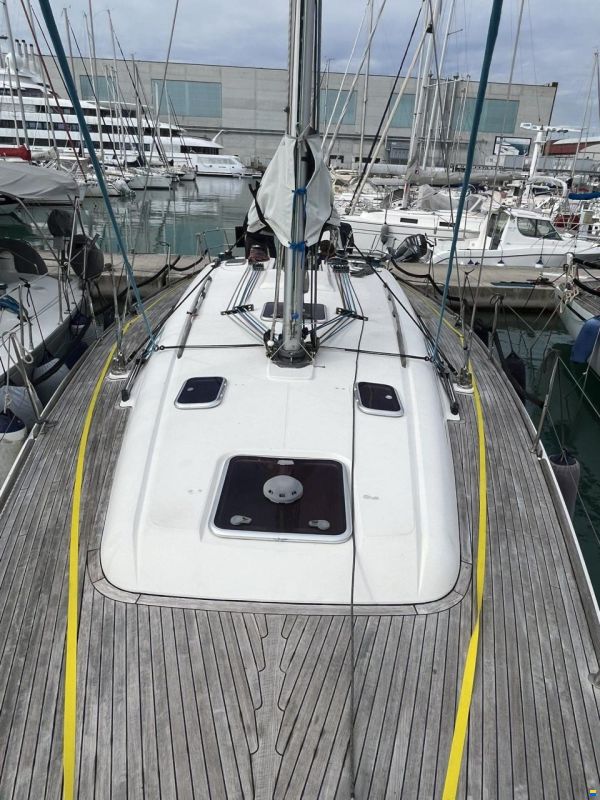 Dufour 44 Performance
