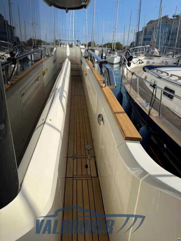 Absolute 52 NAVETTA
