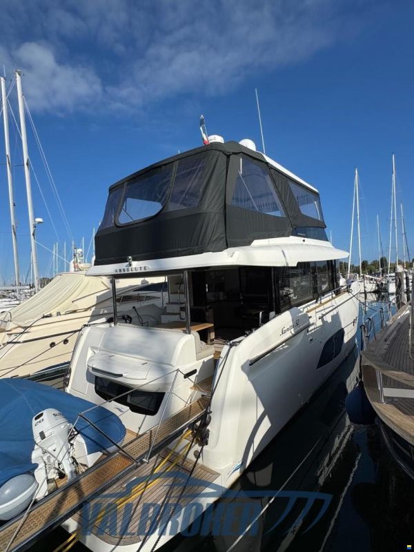 Absolute 52 NAVETTA