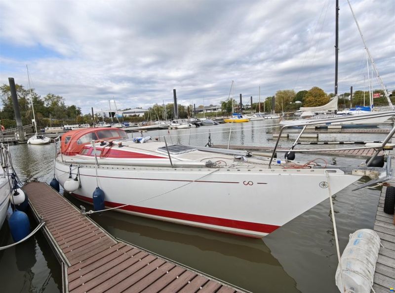 Jeremy Rogers Ltd., UK Contessa 35