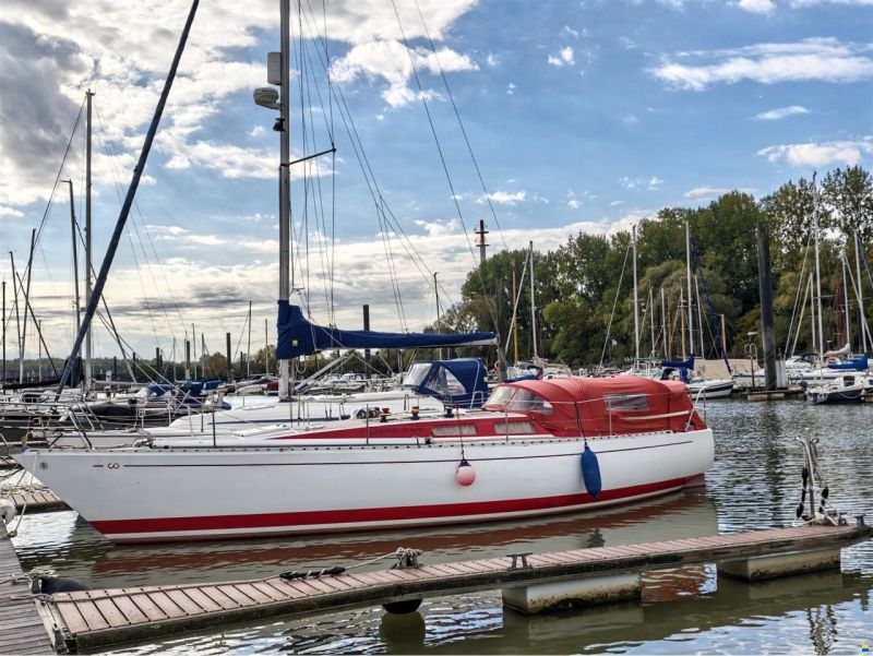 Jeremy Rogers Ltd., UK Contessa 35