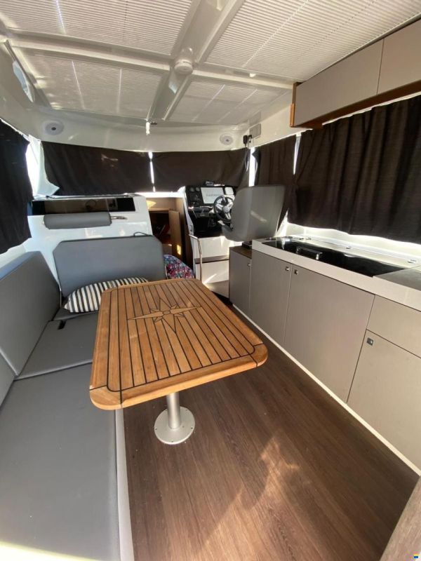 Beneteau Antares 11