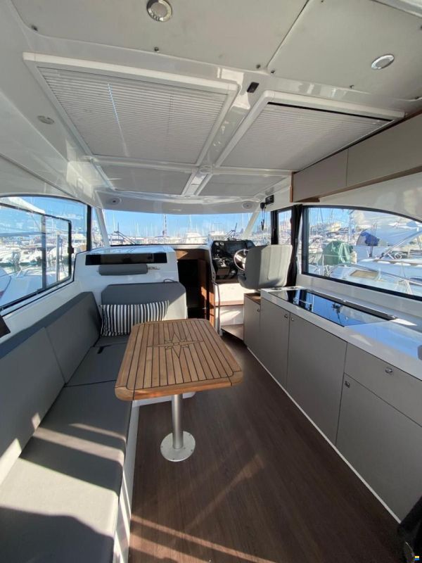 Beneteau Antares 11