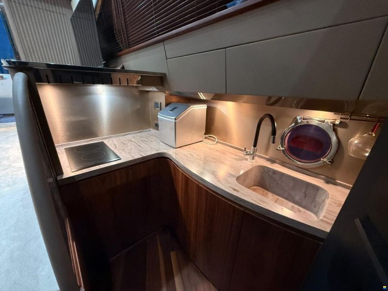 Azimut 50