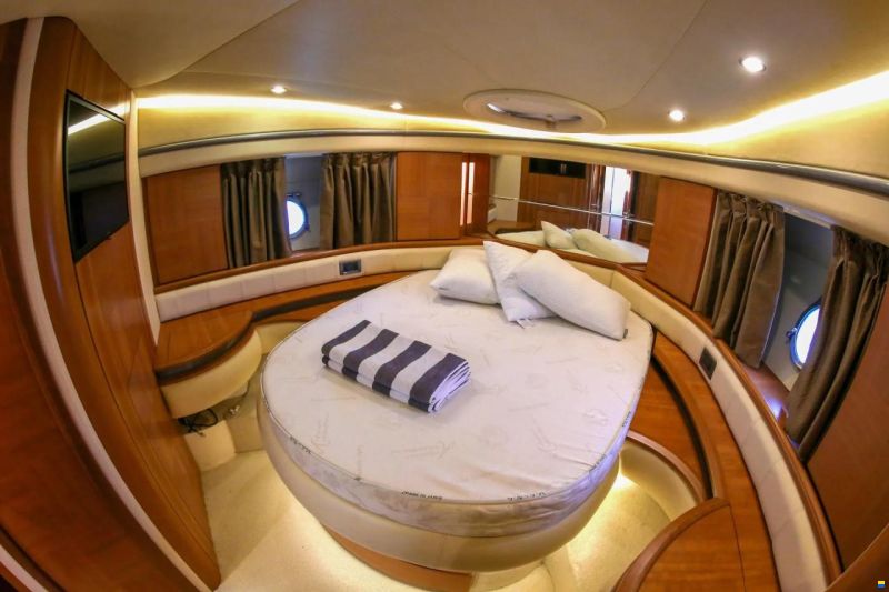 Azimut 50