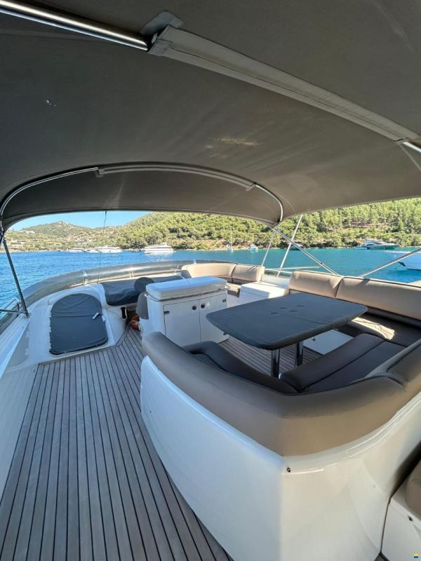 Princess 21M