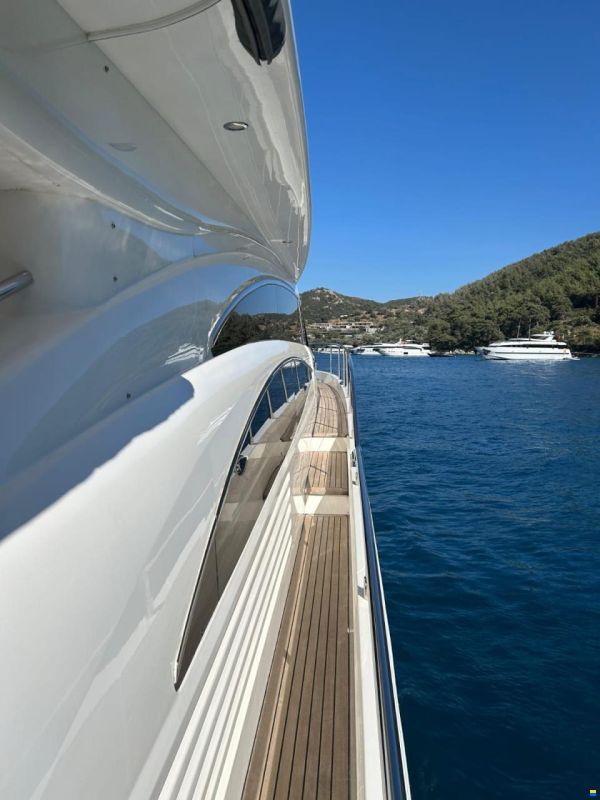 Princess 21M