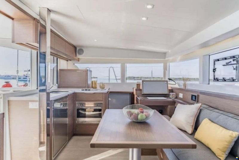 Lagoon 40