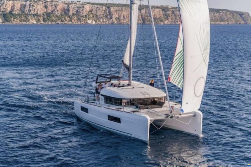 Lagoon 40
