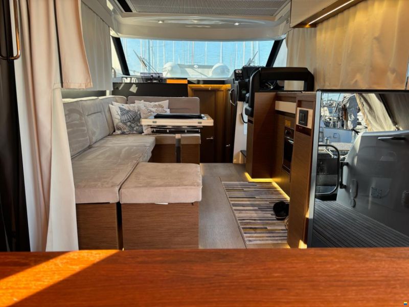Jeanneau NC 37