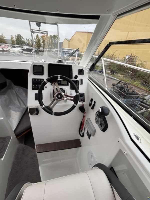 Beneteau Antares 8 OB