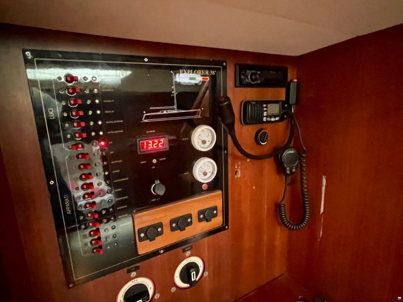 Explorer 38