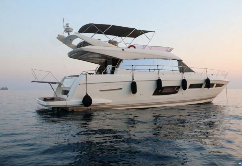 Prestige 550 FLY