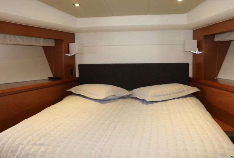 Prestige 550 FLY