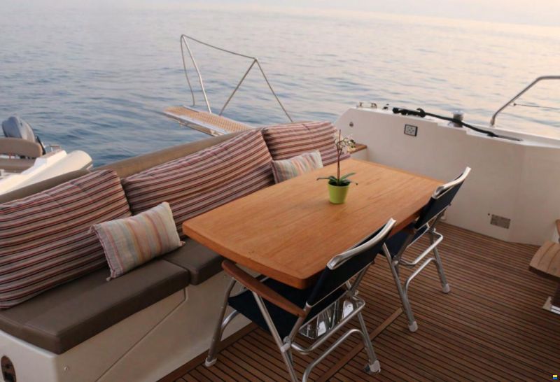 Prestige 550 FLY