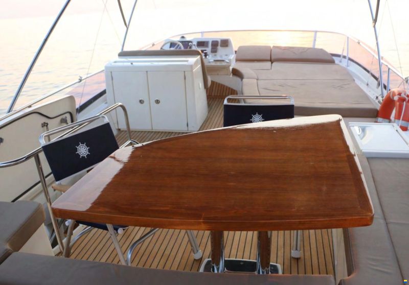 Prestige 550 FLY