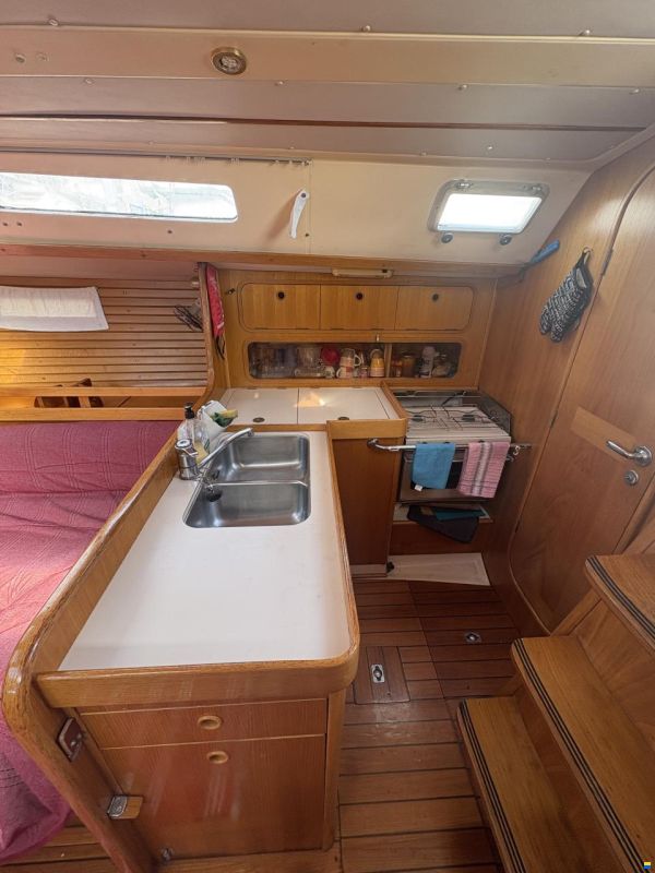 Beneteau Oceanis 390