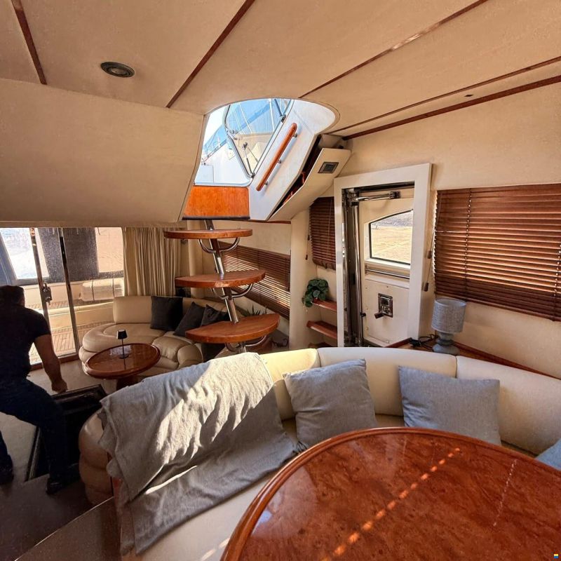 Fairline Squadron 55
