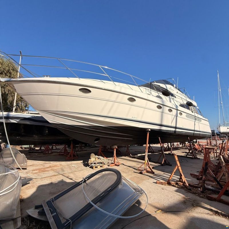 Fairline Squadron 55