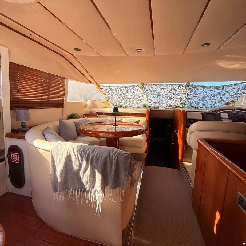 Fairline Squadron 55