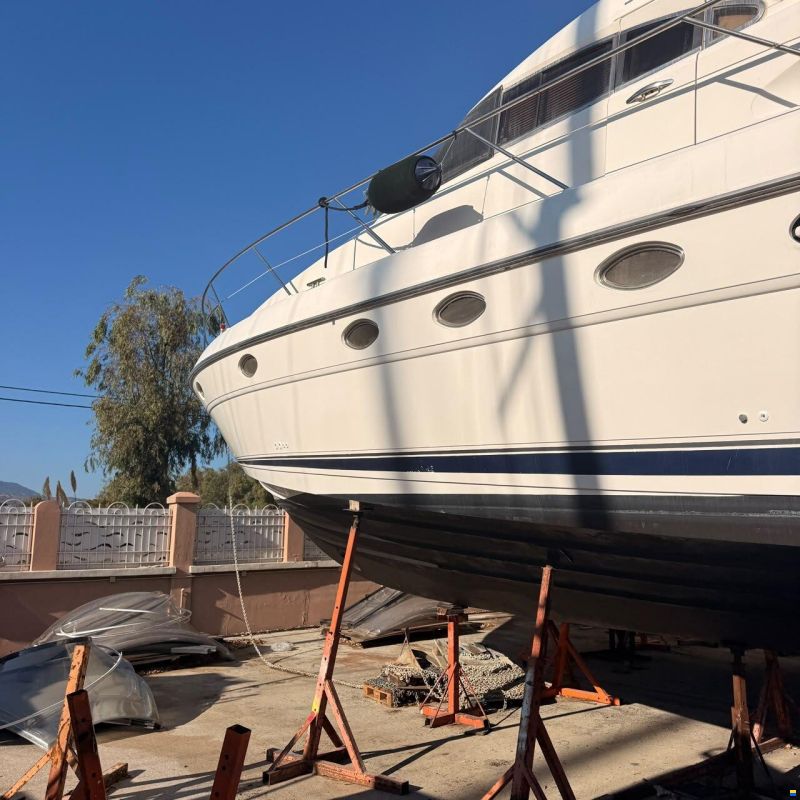 Fairline Squadron 55