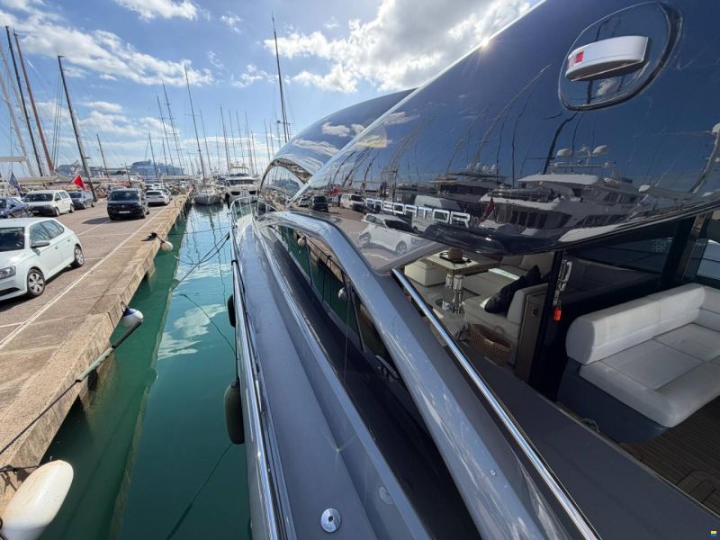 Sunseeker Predator 68