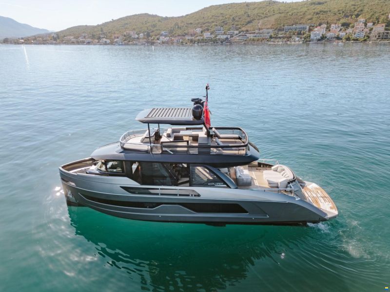 Explorer 62