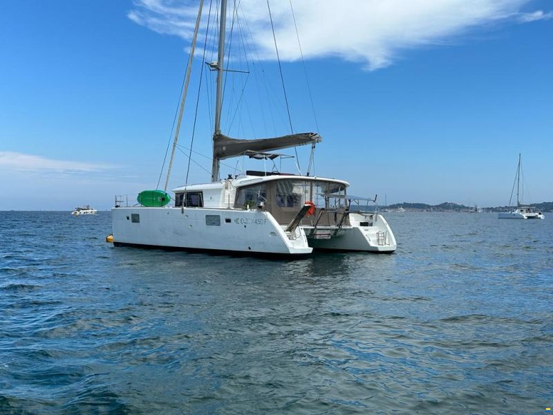 Lagoon 450 F