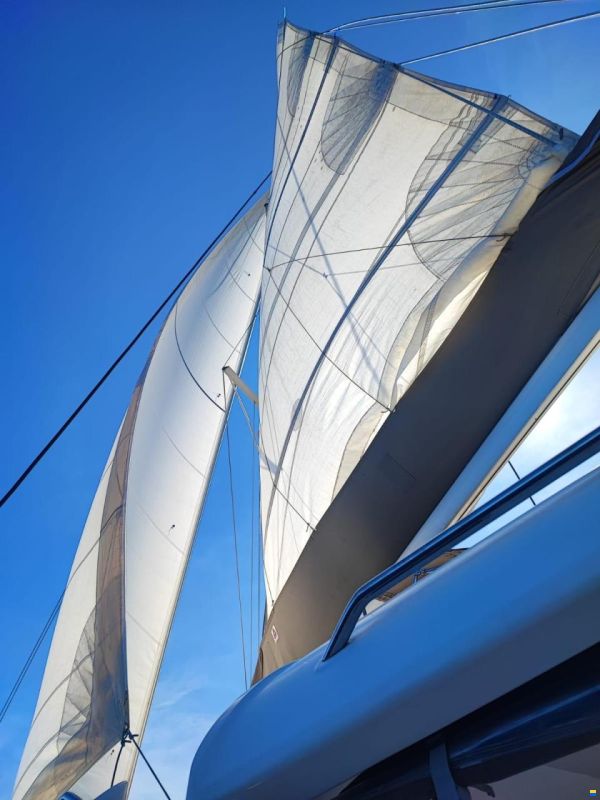 Lagoon 450 F
