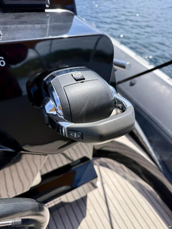 Master Yacht 855 EFB