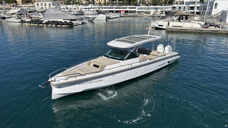 Axopar 37 Sun-Top