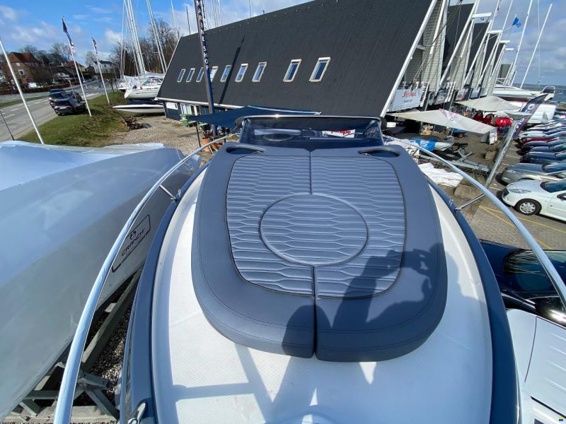Cranchi E30 Endurance