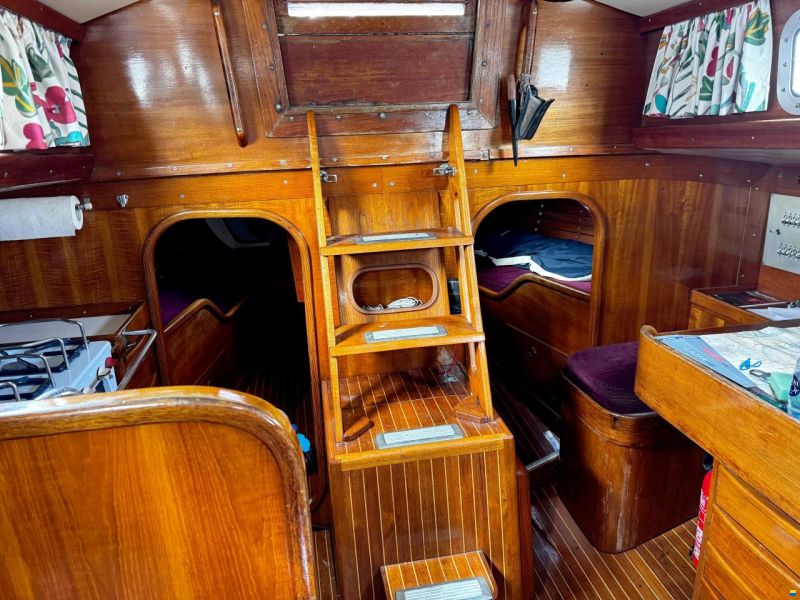 Nautors Swan 37