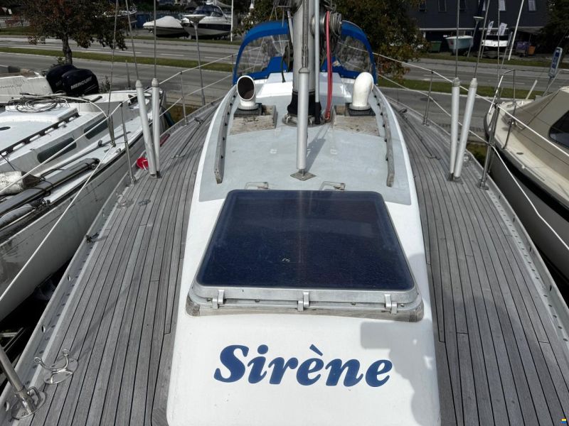 Nautors Swan 37