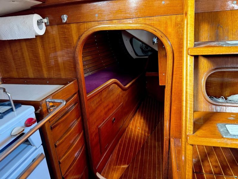 Nautors Swan 37
