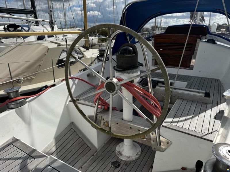 Nautors Swan 37