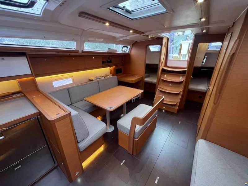 Dufour 430