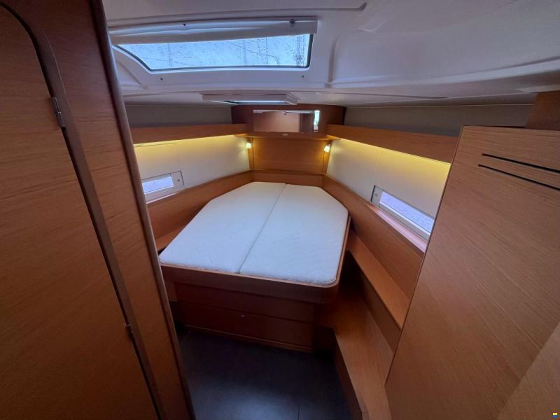 Dufour 430