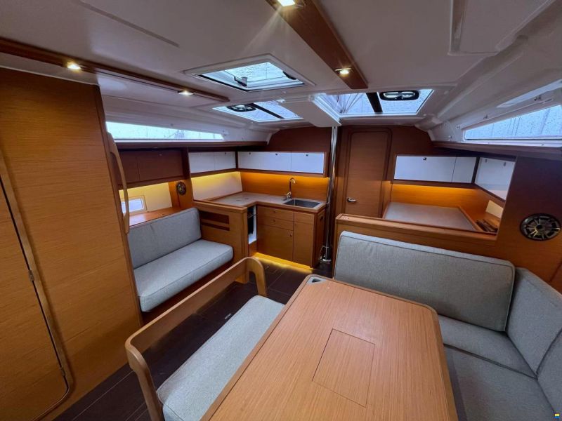 Dufour 430
