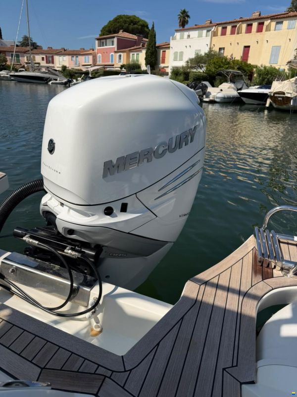 Nuova Jolly Prince 28 Sport Cabin