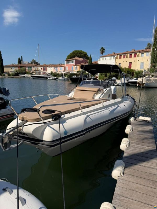 Nuova Jolly Prince 28 Sport Cabin