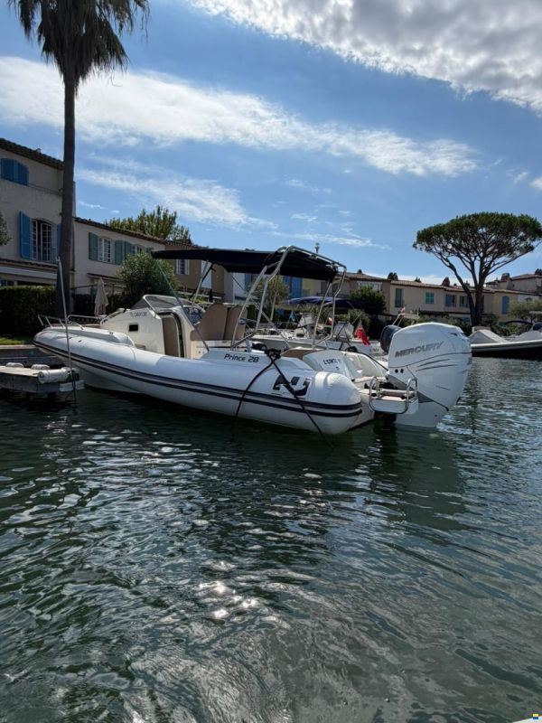 Nuova Jolly Prince 28 Sport Cabin