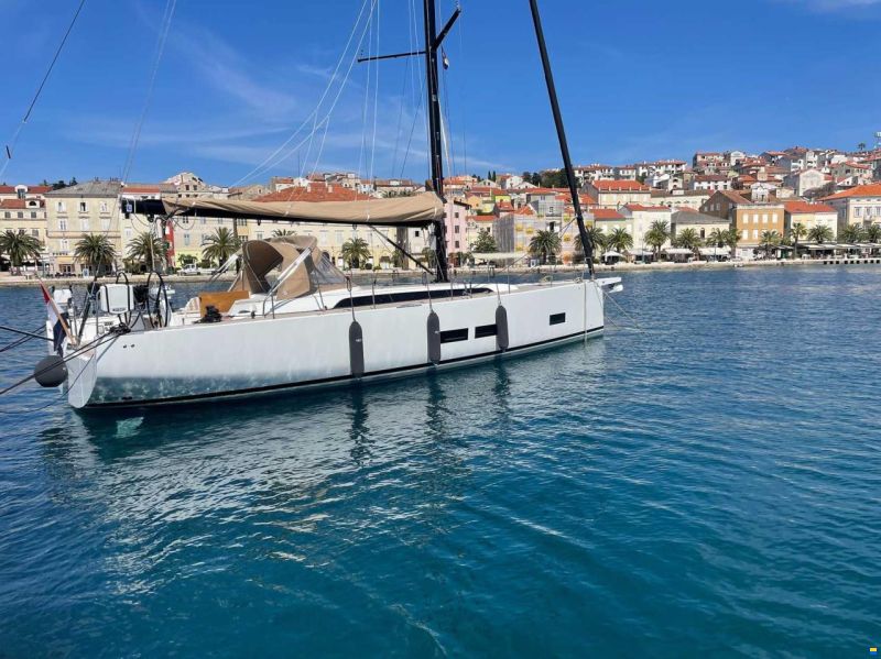 Solaris 44