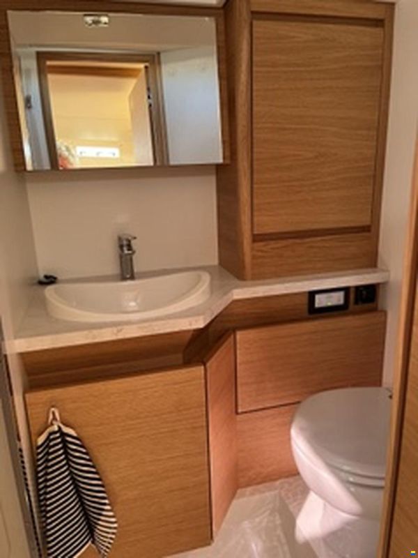 Solaris 44