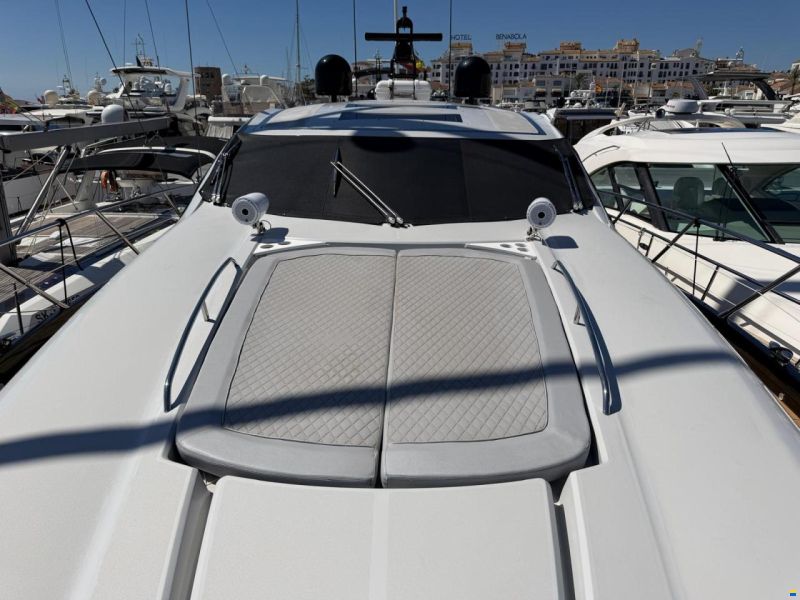 Sunseeker Predator 62