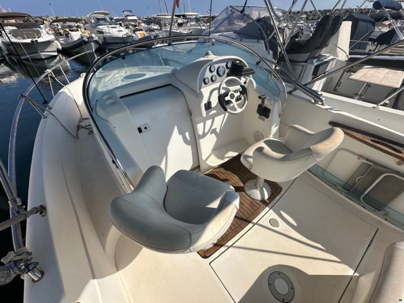 Rio 750 Day Cruiser